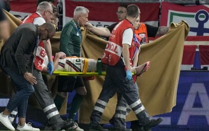 Футболист сборной Венгрии потерял сознание на поле во время матча Евро-2024: в каком он состоянии сейчас