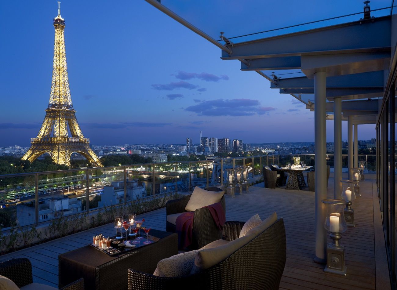 Shangri-La Hotel