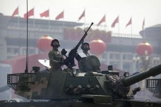Найбільші гравці на ринку озброєнь: Китай посунув Росію з другого місця cвітового рейтингу – SIPRI