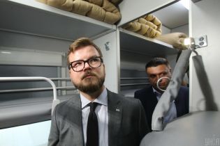 Правительство уволило главу ”Укрзализныци” Кравцова