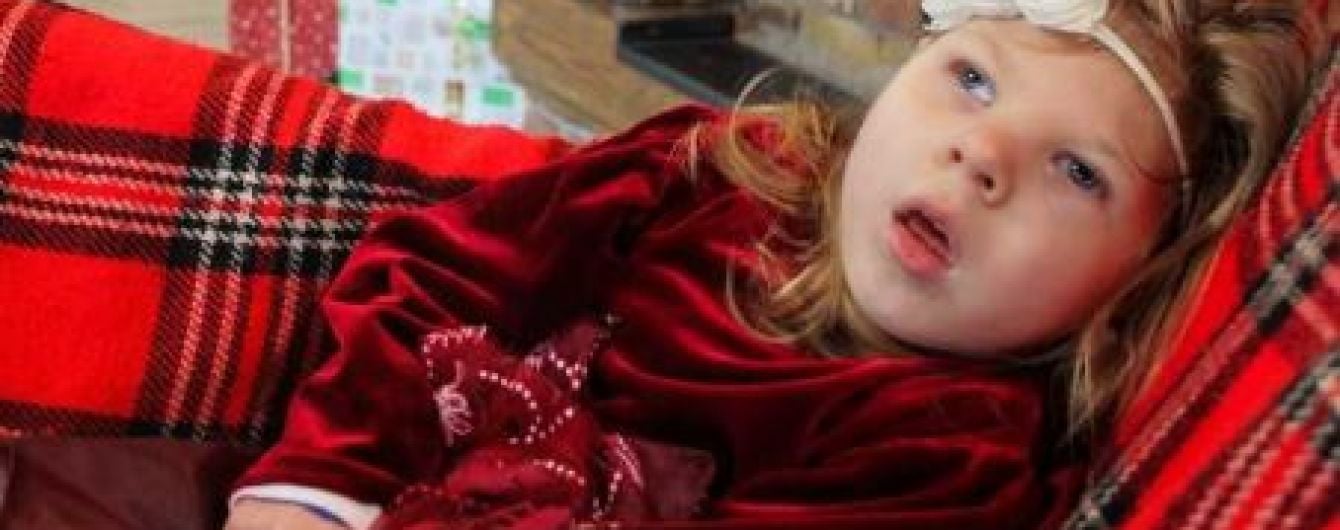 Дорогої реабілітації потребує 2-річна Полінка