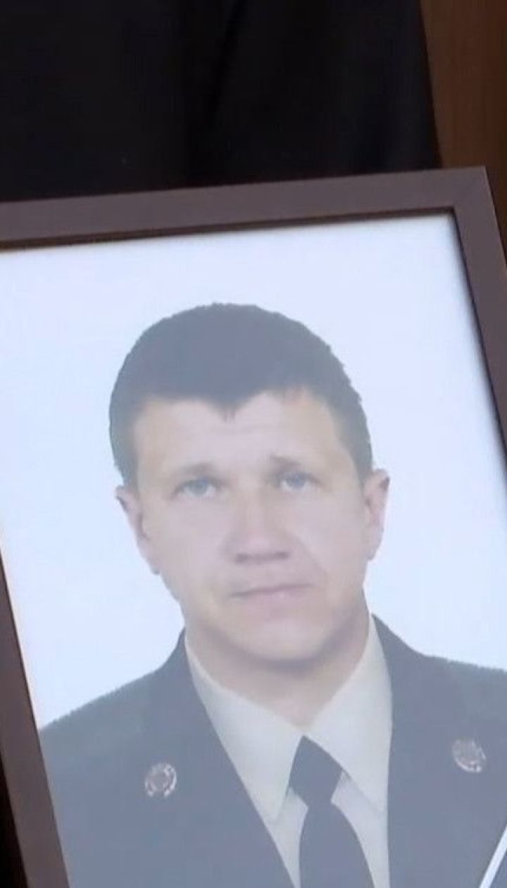 Двом загиблим під час пожежі у одеському коледжі посмертно присвоїли звання Героїв України