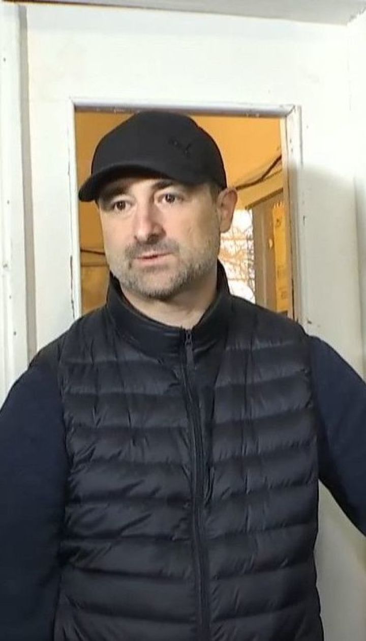 Глава "Укрпочты" объяснил, почему его зарплата в 200 раз больше дохода почтальона