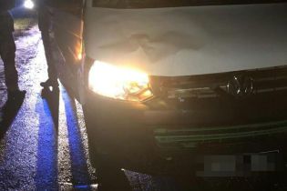 На Львовщине военный на служебном автомобиле насмерть сбил пешехода