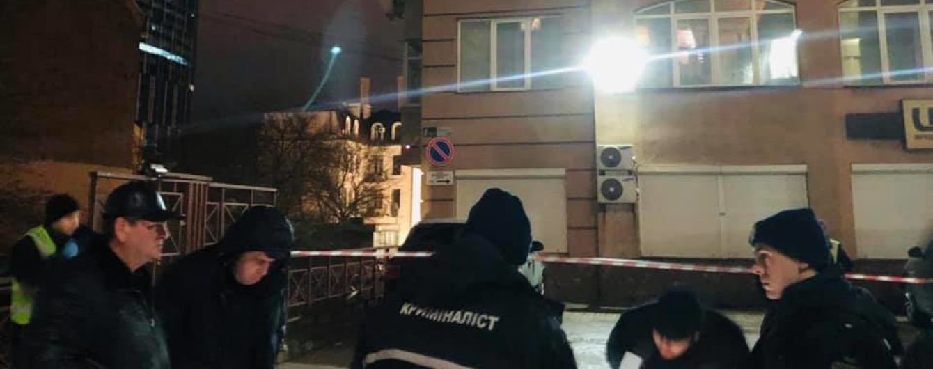 В центре Киева неизвестный застрелил мужчину и скрылся