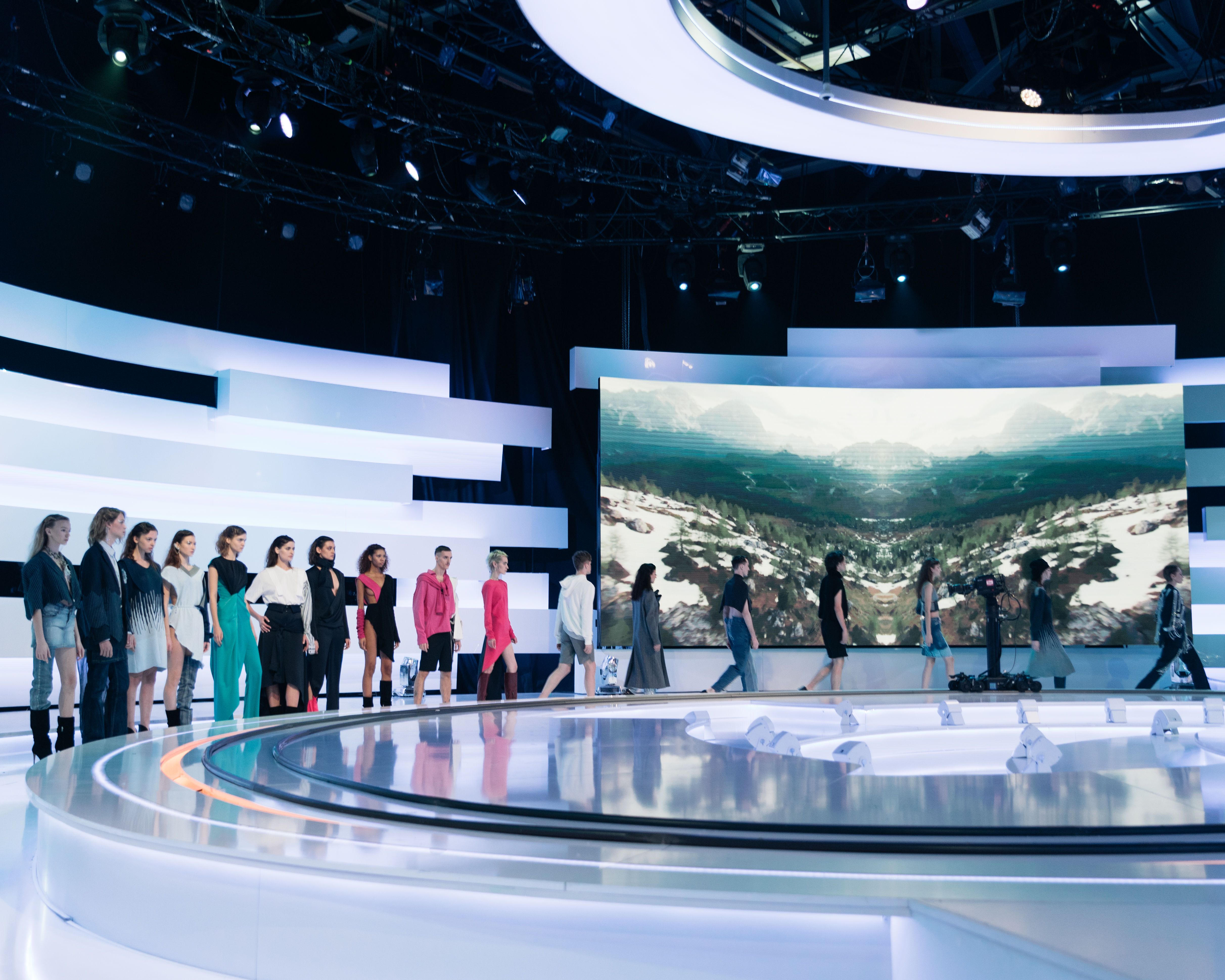 Показ коллекции FW’ 20-21 Жана Грицфельдта_12
