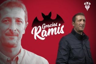 Клуб Зозули уволил главного тренера после поражения от команды Лунина