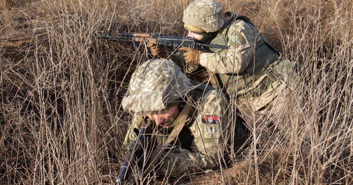 Український військовий отримав поранення під час обстрілів на фронті