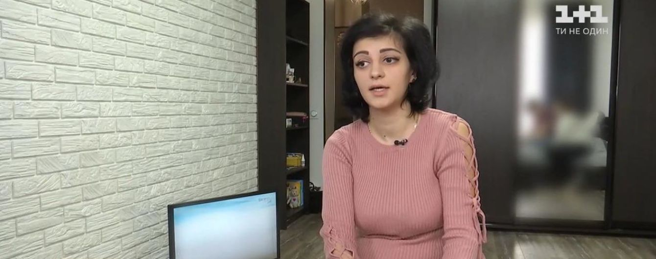 Девушку уволили с работы из-за беременности. Специалисты говорят, что такие случаи не единичны