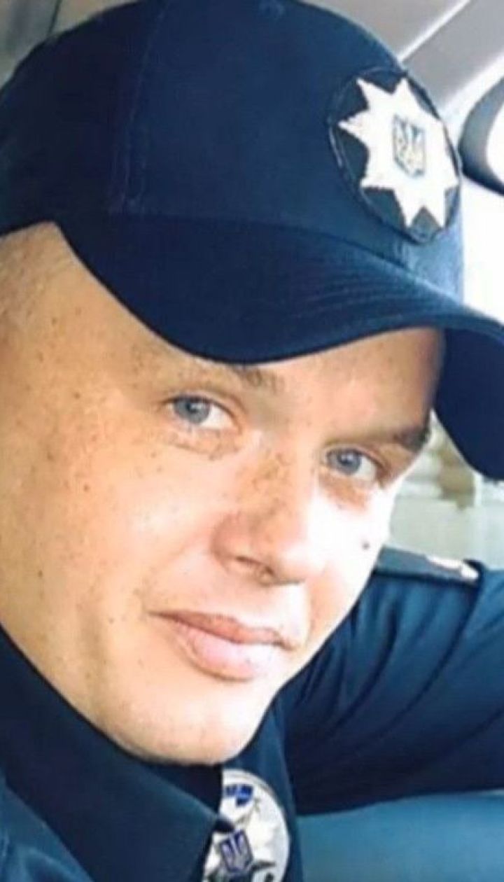 На встрече выпускников полицейский обокрал своих одноклассников