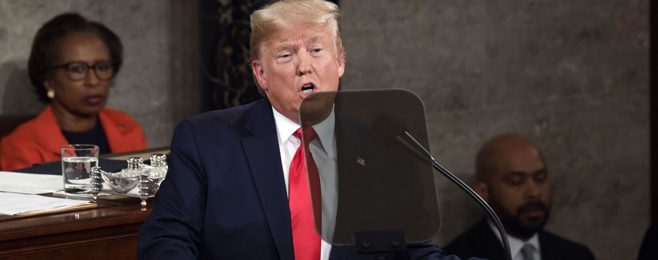Трамп назвал "адом" и "охотой на ведьм" процедуру импичмента