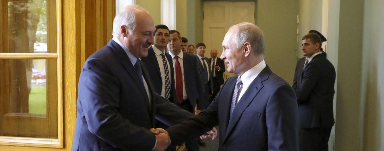 Якщо не вийде з Білоруссю: зміна уряду та Конституції для Путіна є "планом Б", щоб залишитися при владі після 2024 року - Bloomberg