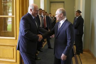 Путин и Лукашенко по телефону переговорили о задержанных в Беларуси "вагнеривцах"
