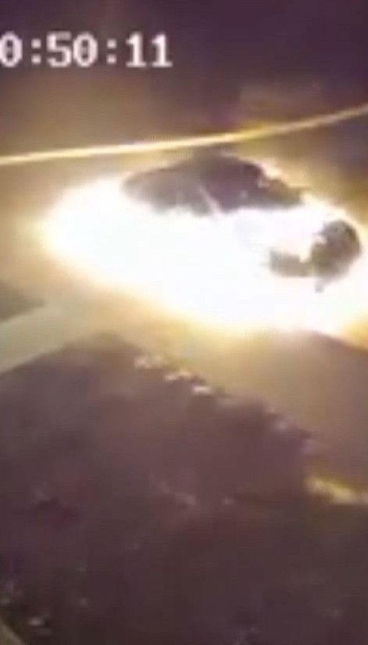 Мужчина в Сумах сжег авто бывшей жены из-за ее "чрезмерного финансового аппетита"