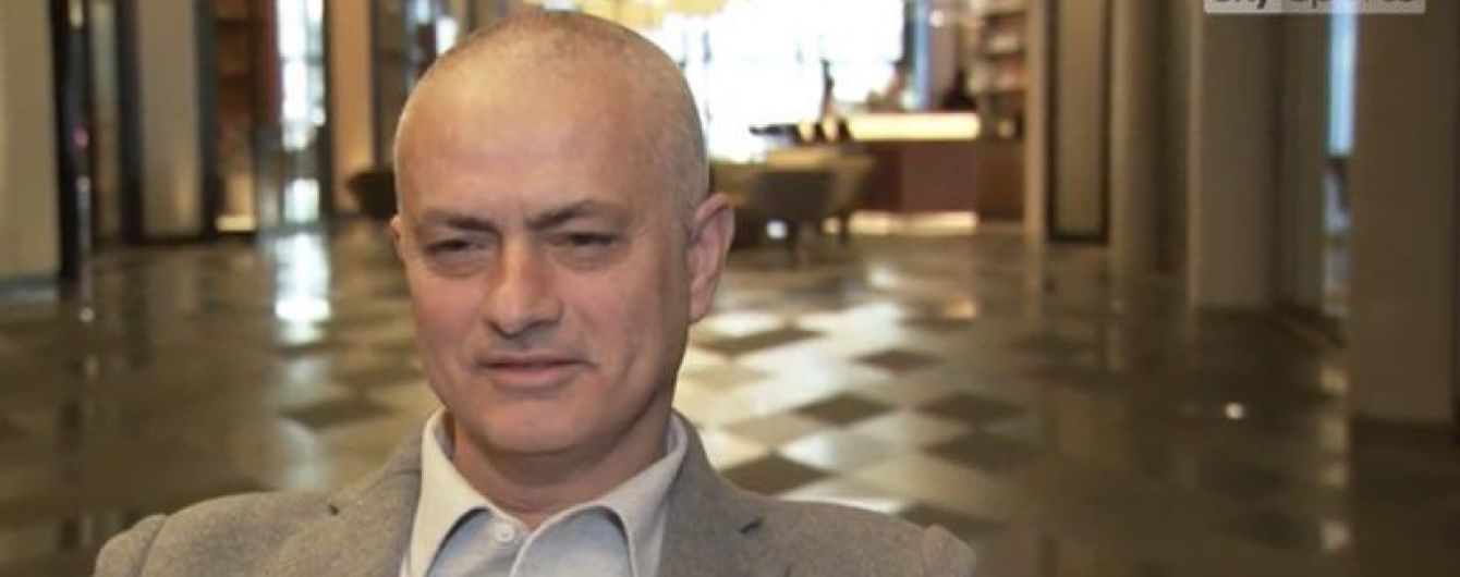 Моурінью віджартувався про нову зачіску