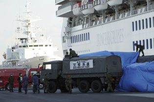 Інфіковані коронавірусом українці: у МОЗ розповіли подробиці про хворих з лайнера