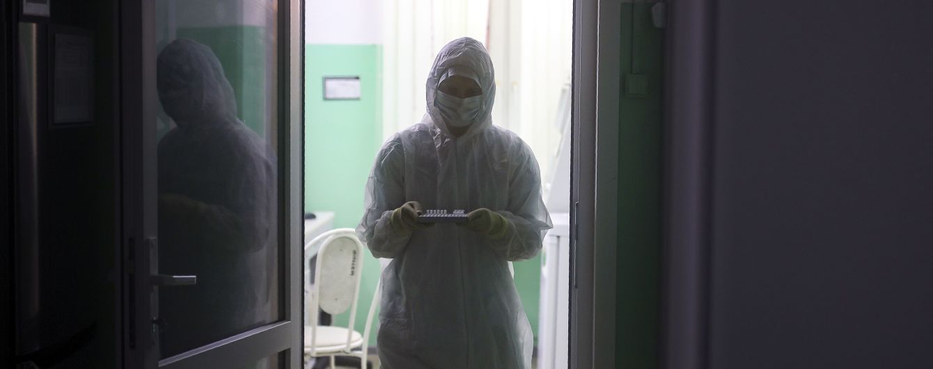 У Росії лікар через суд вимагає повернути в лікарню пацієнтку, яка втекла з коронавірусного карантину