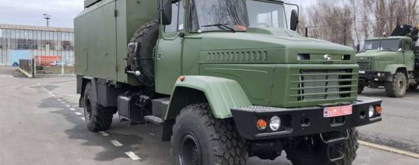 На базі "КрАЗа" випустили вантажівку з броньованим кузов-фургоном