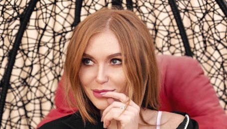 Слава Каминская закрутила роман с симпатичным брюнетом – СМИ