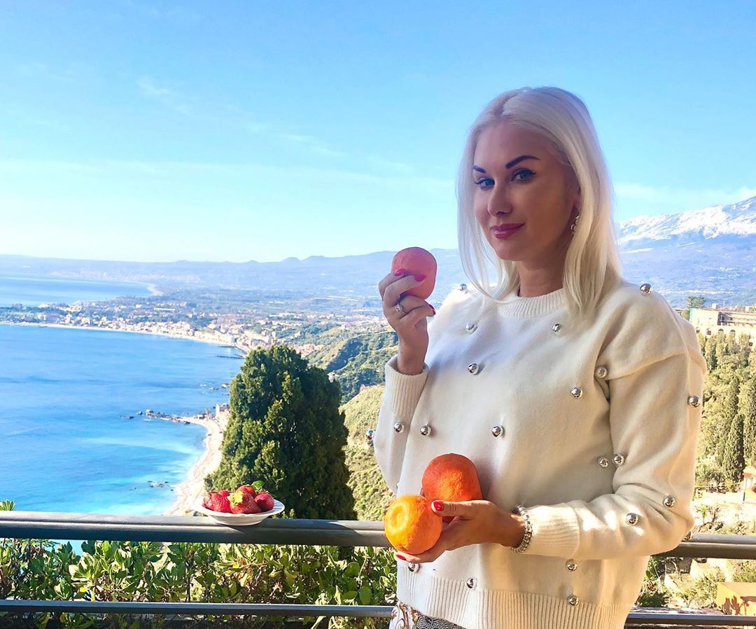 Екатерина Бужинская показала себя 18-летнюю и новые фото с отдыха в Греции  — Шоу-бизнес