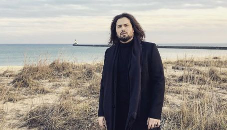 "Аферист и обманщик": экс-менеджер Дэвида Аксельрода шокировала историей о нем