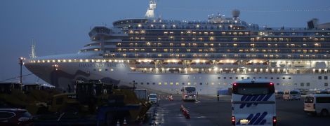 У двух эвакуированных пассажиров лайнера Diamond Princess с украинцами на борту обнаружили коронавирус