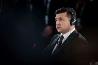 Зеленский обсудил с Помпео борьбу с коронавирусом и выделенные Украине 1,2 млн долларов