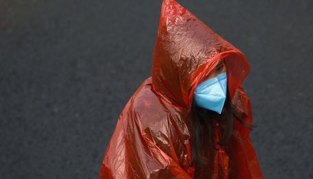 Учені спрогнозували три сценарії розвитку спалаху коронавірусу. Що відомо про кожен з них