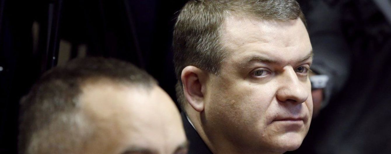 Неефективність і порушення строків: справу "діамантових прокурорів" знову передали до іншого суду