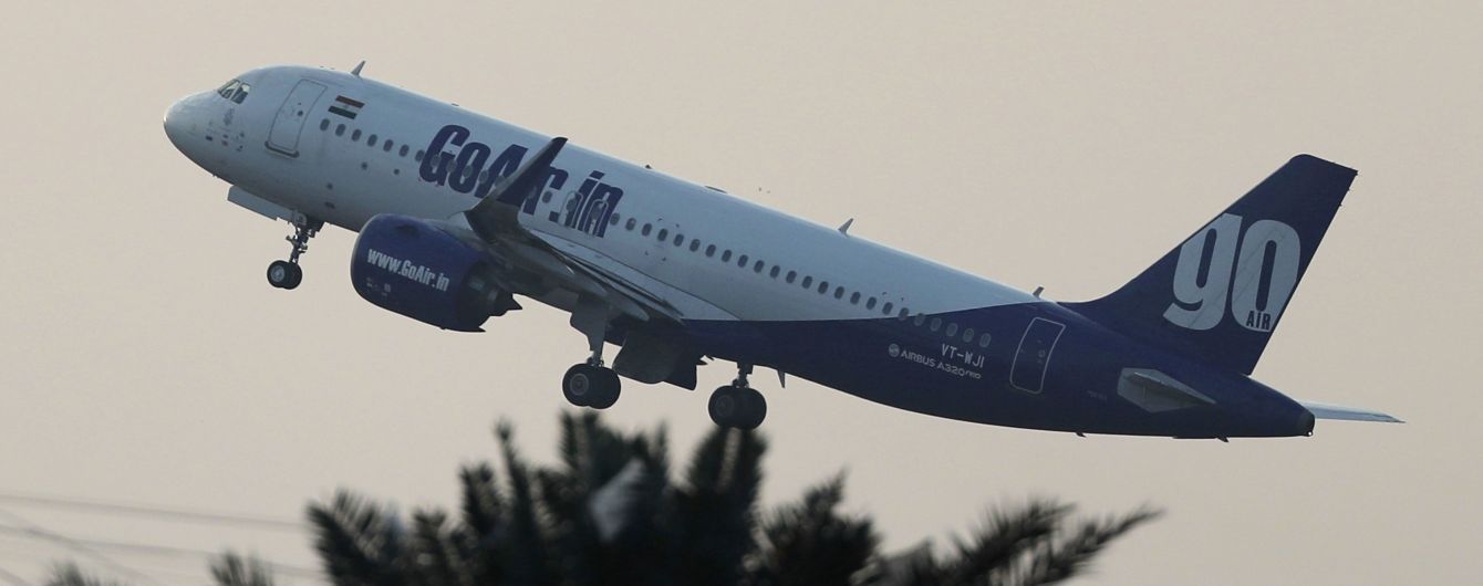 В Індії перед зльотом загорівся Airbus A320 з пасажирами. Очевидці зняли пожежу на відео