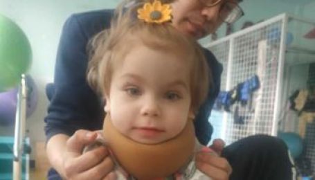 Семья Миленки просит помочь собрать средства на лечение девочки