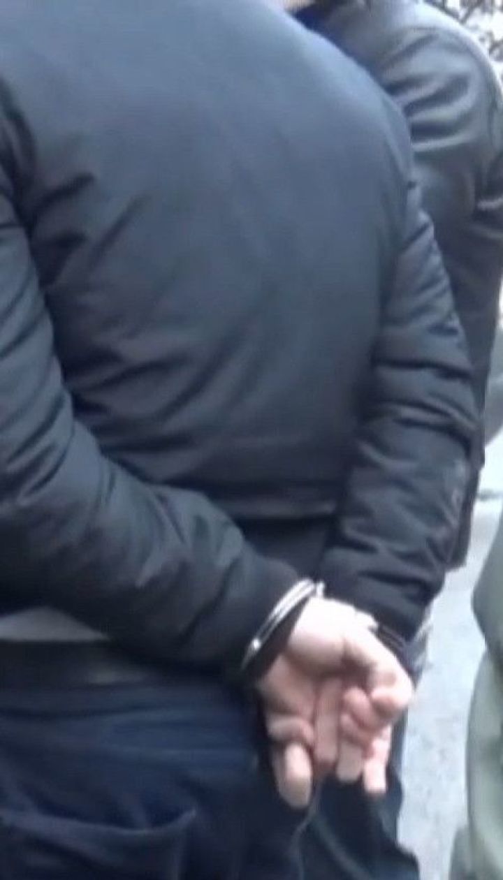Радника керівника поліції Дніпропетровської області затримали під час отримання хабаря