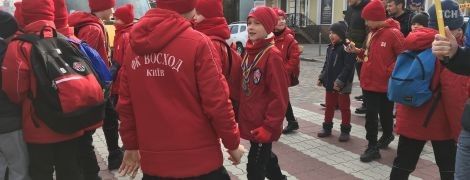 У Києві діти перекривали вулицю біля будинку Кличка