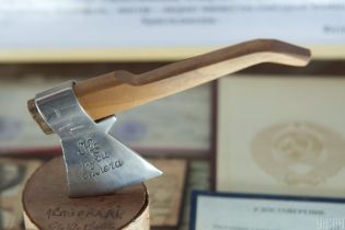 У Рівненській області скульптор зарізав жінку та рубанув сокирою чоловіка