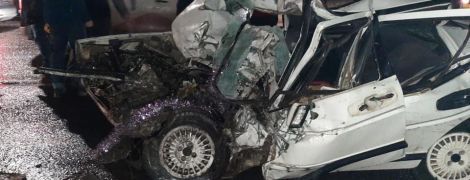 У Львові зіткнулися легковик і автобус, загинула людина