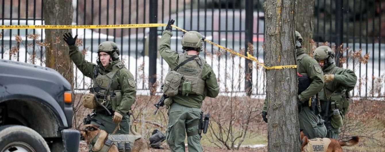 В США с пивзавода уволили работника. Он вернулся и расстрелял бывших коллег