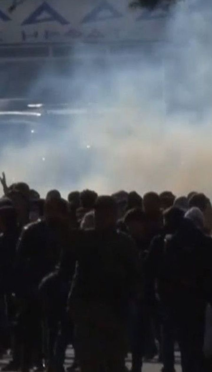 У Греції почалися перші зіткнення з сирійськими мігрантами