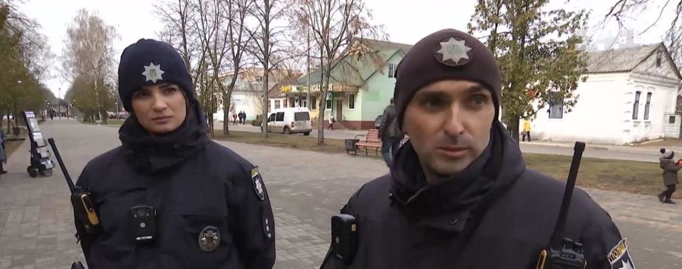 В Ровенской области патрульные вернули к жизни мужчину, который потерял сознание посреди улицы