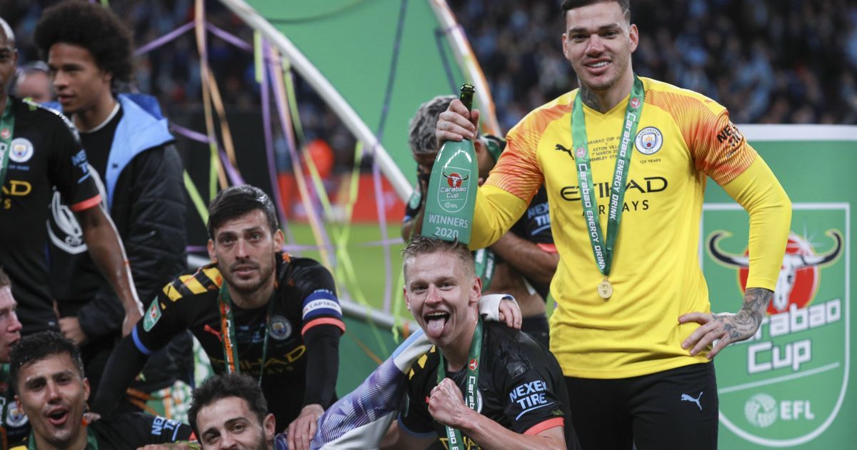 Зінченка наскрізь обдали шампанським на святкуванні перемоги в Кубку Ліги. Відео