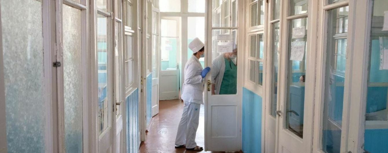 Возив до Австрії туристів: проти інфікованого коронавірусом чоловіка відкрили кримінальну справу