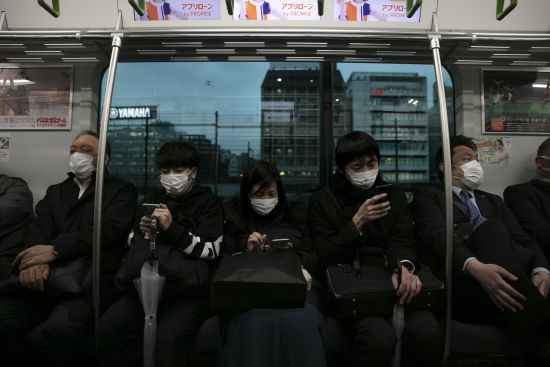 У Японії запровадили режим надзвичайної ситуації через коронавірус