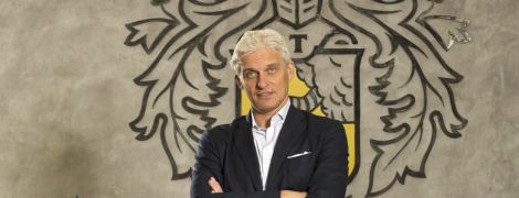 Хворий на лейкемію російський мільярдер Тиньков передав акції до сімейного трасту