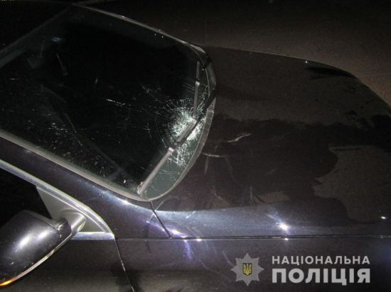 У Чернігівській області водій легковика збив на смерть 17-річну дівчину