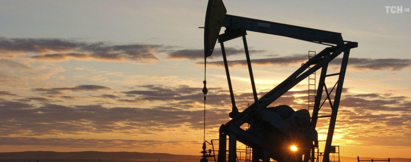 Росія заборонила експорт нафти до України: як рішення вплине на вартість пального і що буде далі