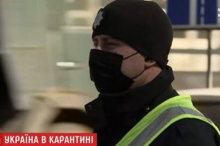 На въездах в Киев установили восемь карантинных блокпостов