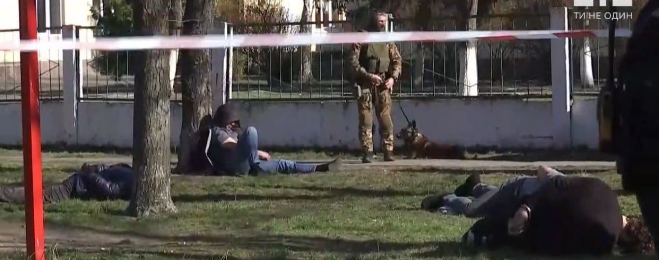 В Киеве с погоней и стрельбой задержали банду злоумышленников