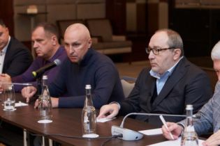 "Розчавив би, як клопа". Кернес та голова ОДА сперечаються за керівництво антикризового штабу щодо коронавірусу