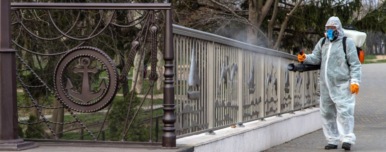 Половина сел Монастырисского района заражена коронавирусом: в больнице не хватает пробирок с тестом