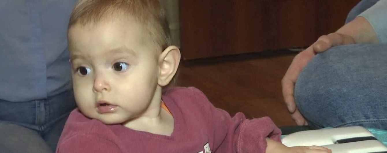Невідкладної трансплантації печінки потребує маленька Даринка
