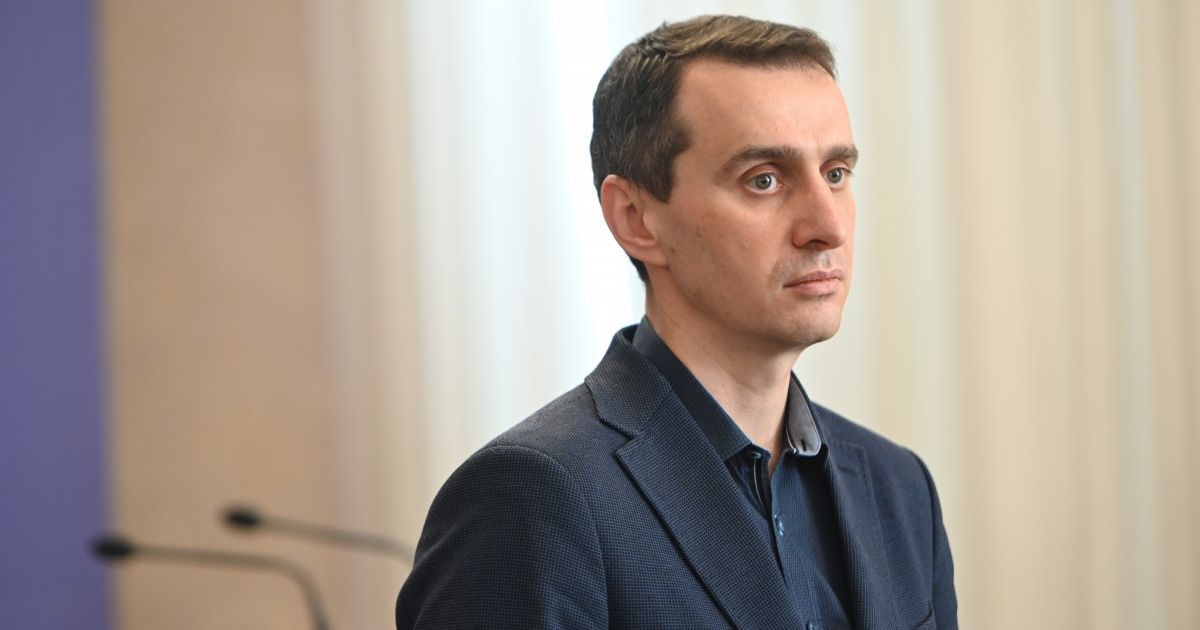 Головний санлікар роз'яснив, хто і чому потрапив до першої хвилі вакцинації від COVID-19